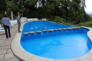 Pool beim  Hotel Vila Carlotta